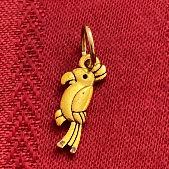 5/$10❤️❤️❤️NEW BRASS PARROT CHARM PENDANT - Picture 1 of 2